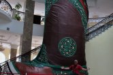 Mongolsko - Chinggis Khaan statue